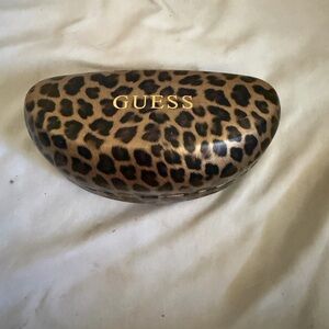 Guess Leopard Pattern Sunglasses Case